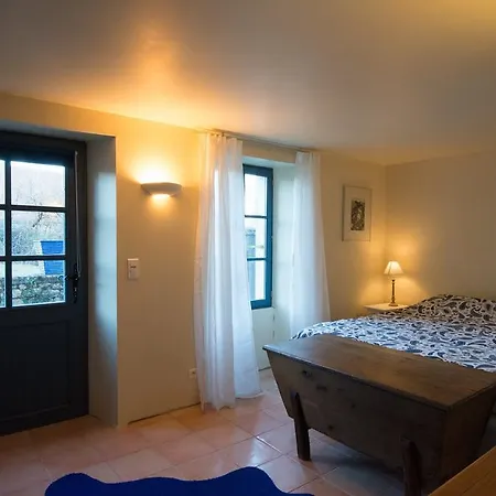Alojamento de Acomodação e Pequeno-almoço Chambres D'hotes Centaure Murat